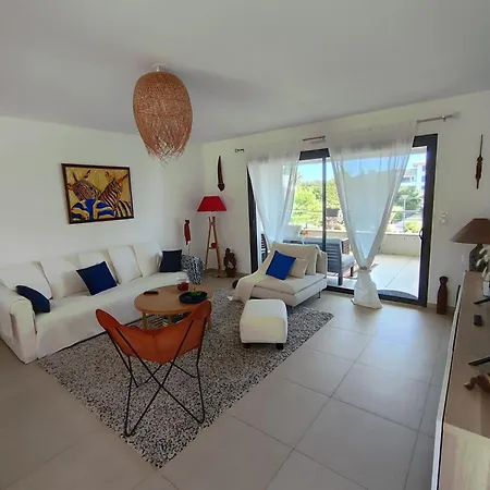 Arca C14 * Порто-Веккьо